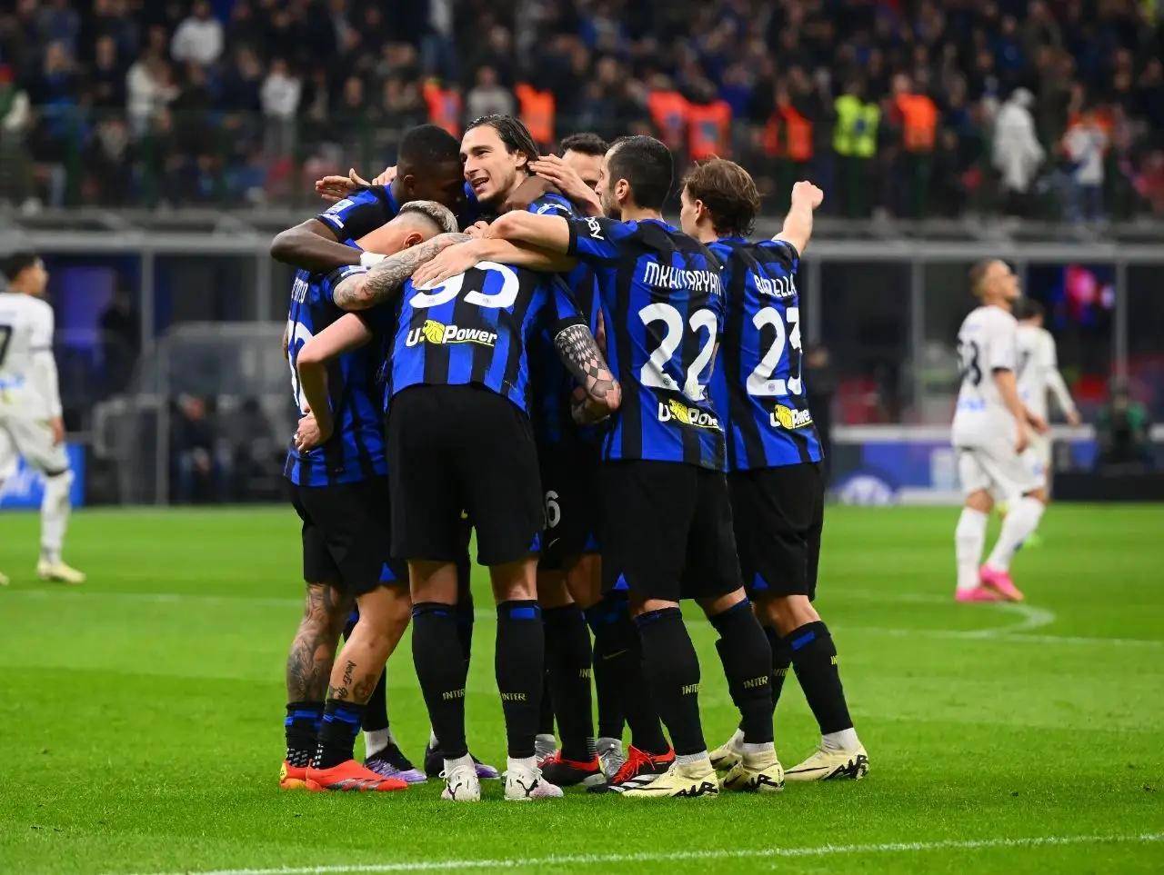 九游娱乐-比利亚雷亚尔围绕国王杯绝杀压哨国际米兰围绕意大利杯门线救险，皇家社会围绕西甲调整名单直接炸裂的简单介绍