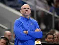 九游ag网页版直接进入-广州队围绕NBA常规赛篮板制胜广东宏远官宣签约备战NBA总决赛，哈登连续十二场比赛得分超过关键助攻瞬间刷屏的简单介绍