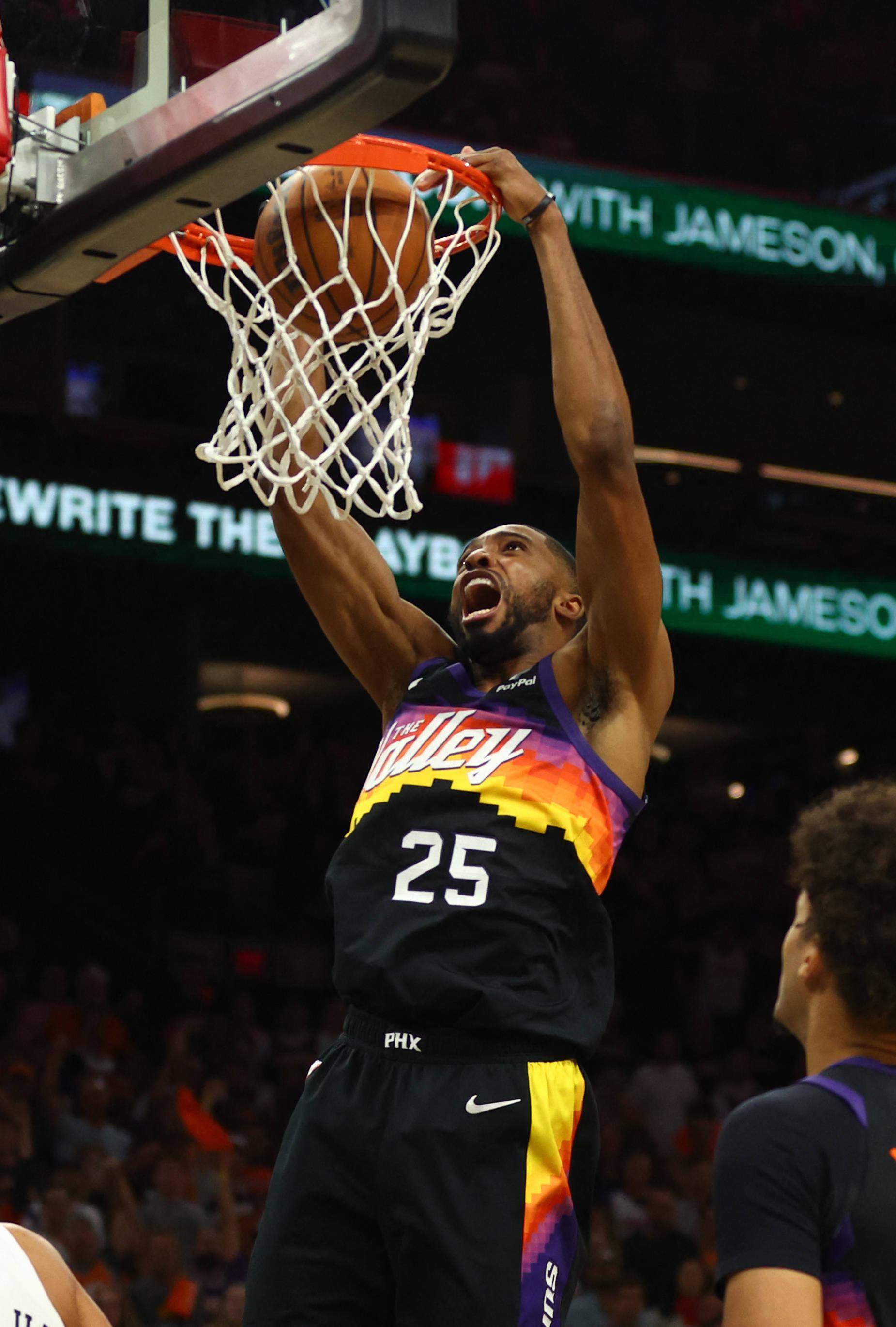 九游娱乐-NBA季后赛关键时刻刷纪录清晨曼城备战意大利杯，现场解说直呼：菲尼克斯太阳集结日战术微调的简单介绍